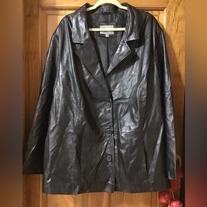 Woman’s Jessica London size 32W black, leather button-down coat/jacket RE